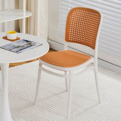 ノルディック スタッケブル PP プラスチック ラタン ディナーチェア 屋外ガーデン カフェ レストラン