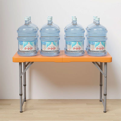 ホテル レストラン と バンケット 用 の ポータブル HDPE プラスチック メタル 調整 できる 折りたたみ テーブル